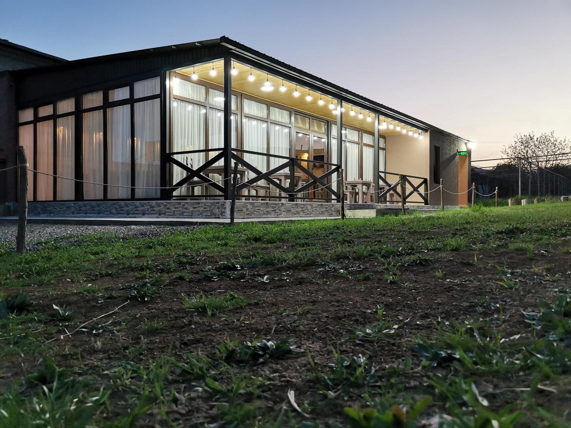 Chateau Ateni Cottages Gori Exterior foto